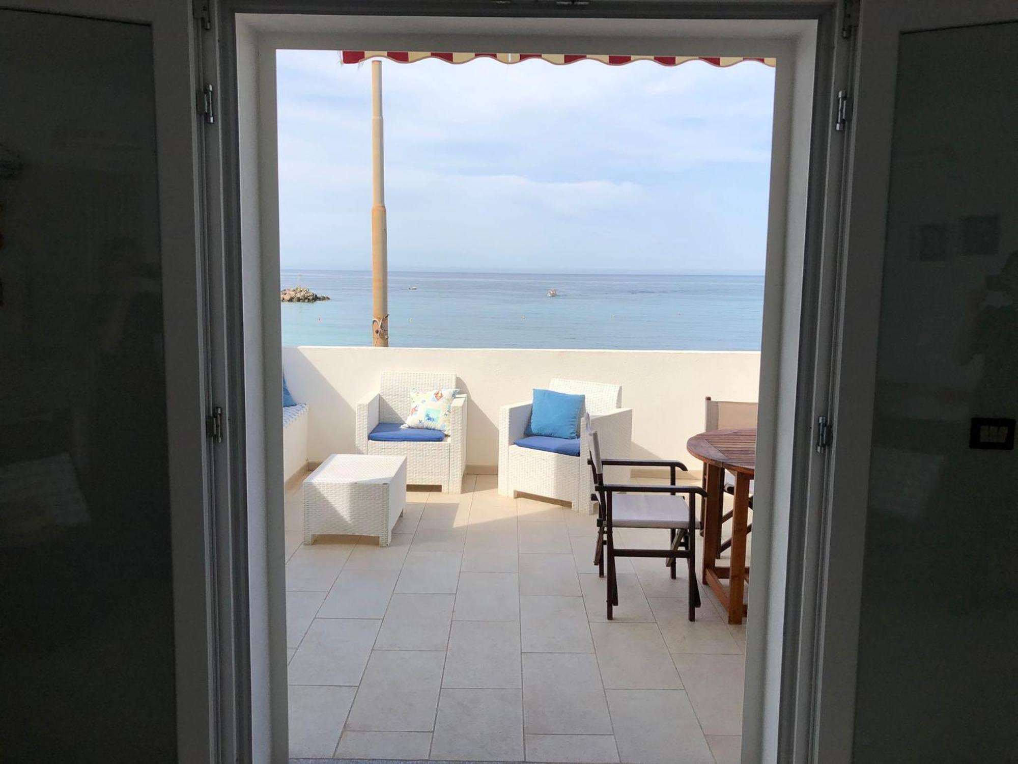 Casa Fronte Mare A Torre Vado Villa ภายนอก รูปภาพ